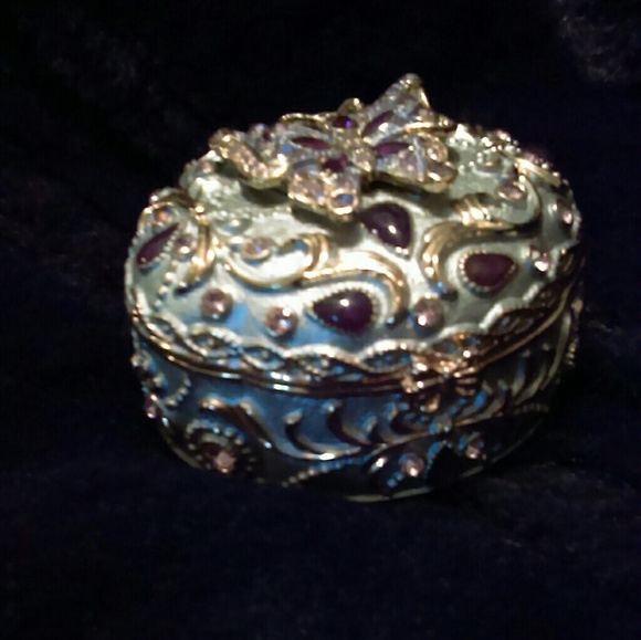 Australian Crystal Butterfly Jewelry/Trinket Box - Picture 2 of 4